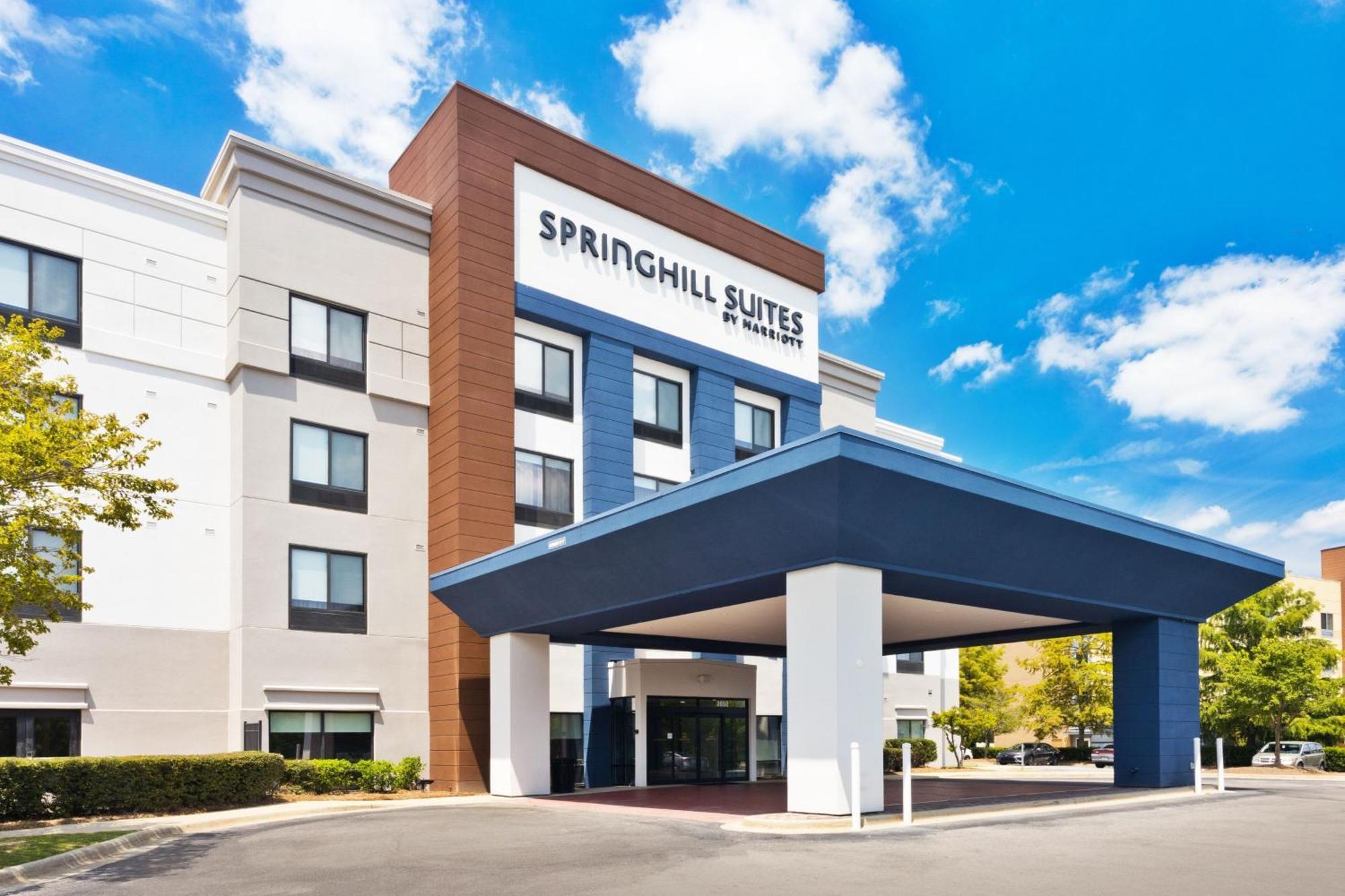 Springhill Suites Birmingham Colonnade Bagian luar foto