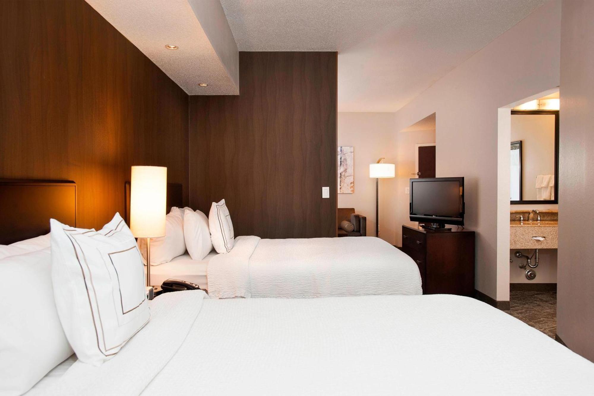 Springhill Suites Birmingham Colonnade Bagian luar foto