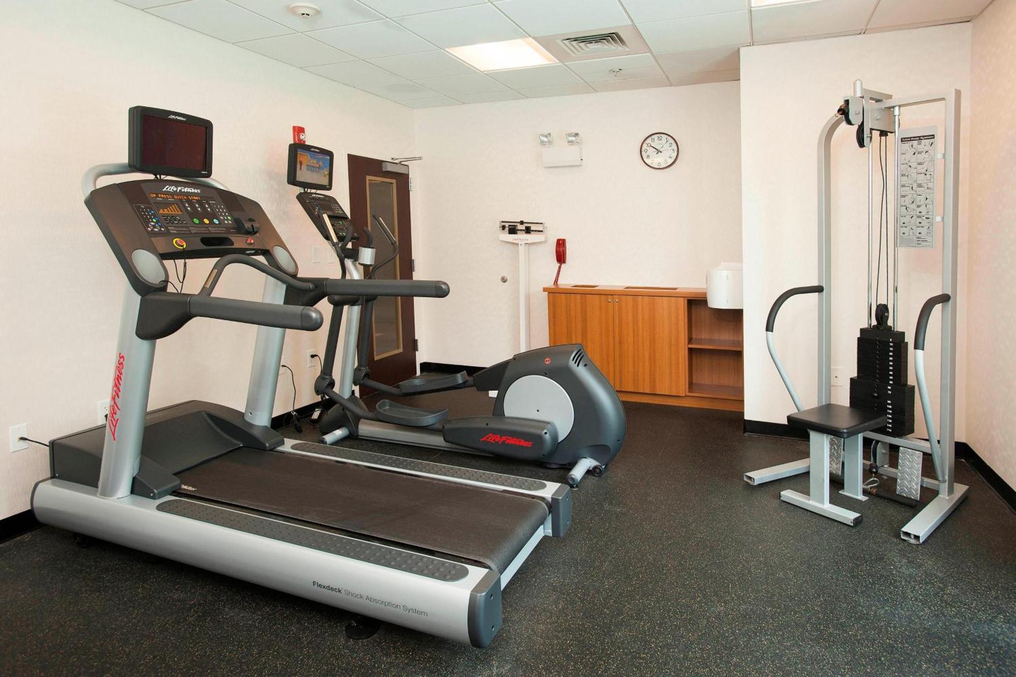 Springhill Suites Birmingham Colonnade Bagian luar foto